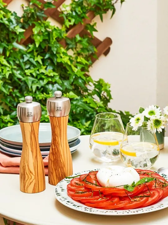 Peugeot Saveurs Fidji Moulin à sel manuel en bois d' et inox 20 cm -> Moulins À Sel Et Salières